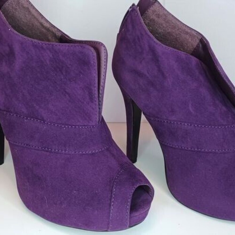 Delicacy Purple size 6 1/2 High Heel Shoes Rear Zipper Peep Toe